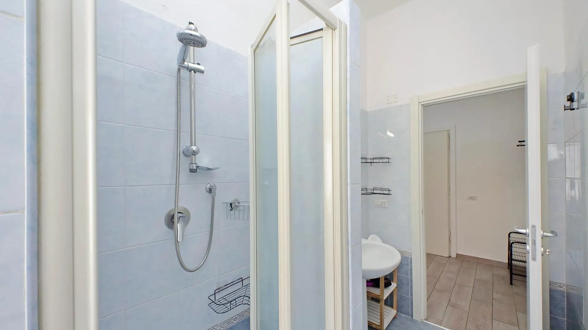 4Bnb - Cavalleggeri Apartment Rome 0*,