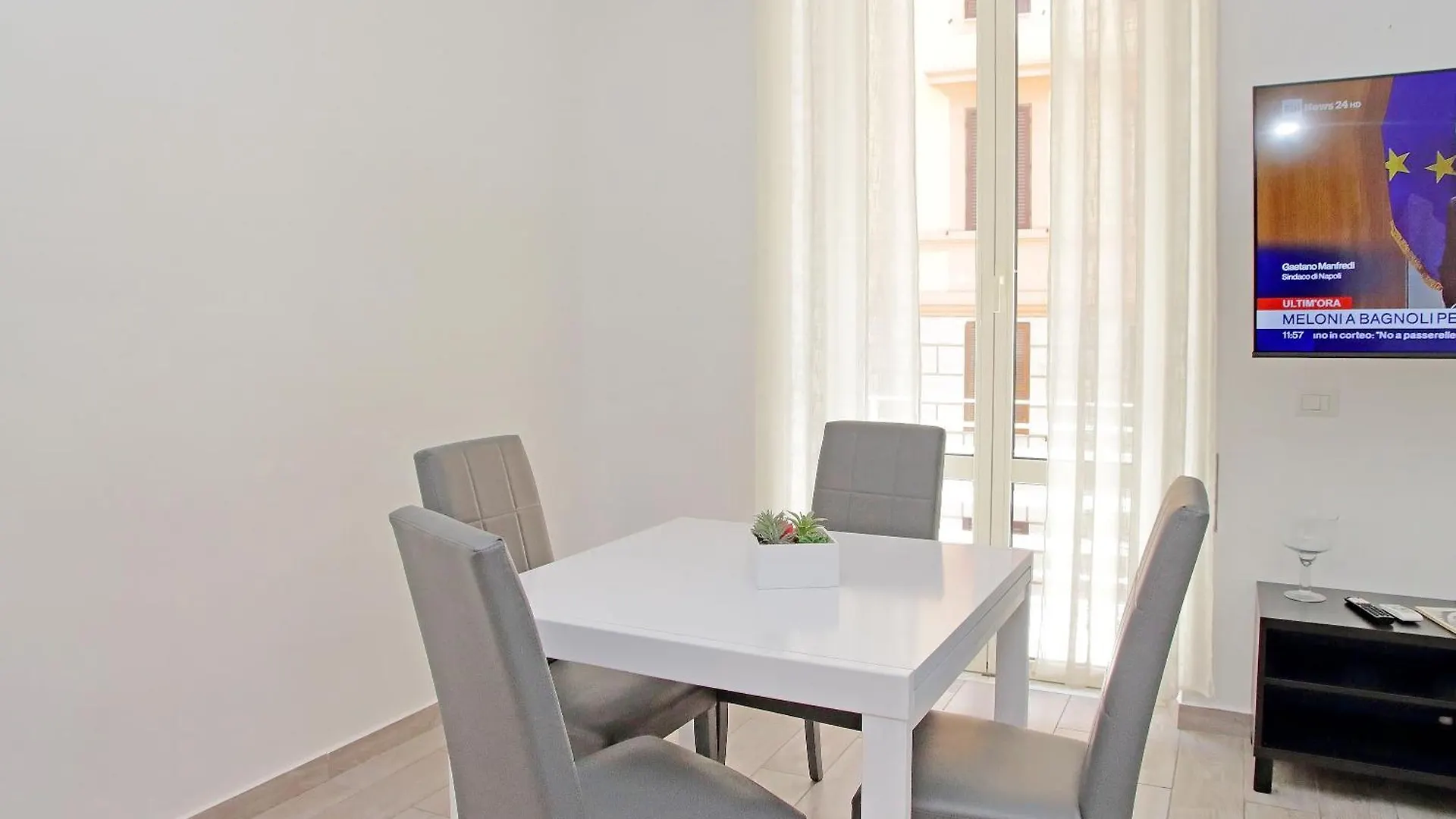 4Bnb - Cavalleggeri Apartment Rome 0*,